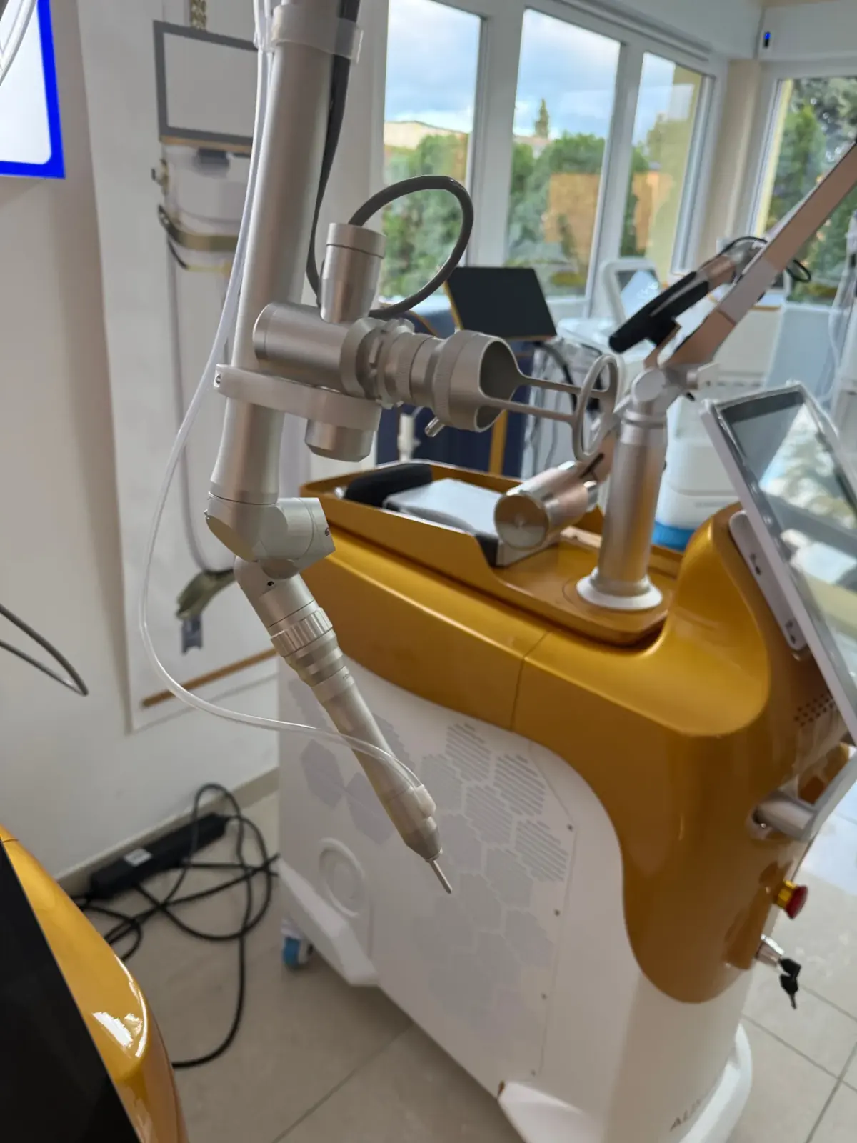 Precision handpiece