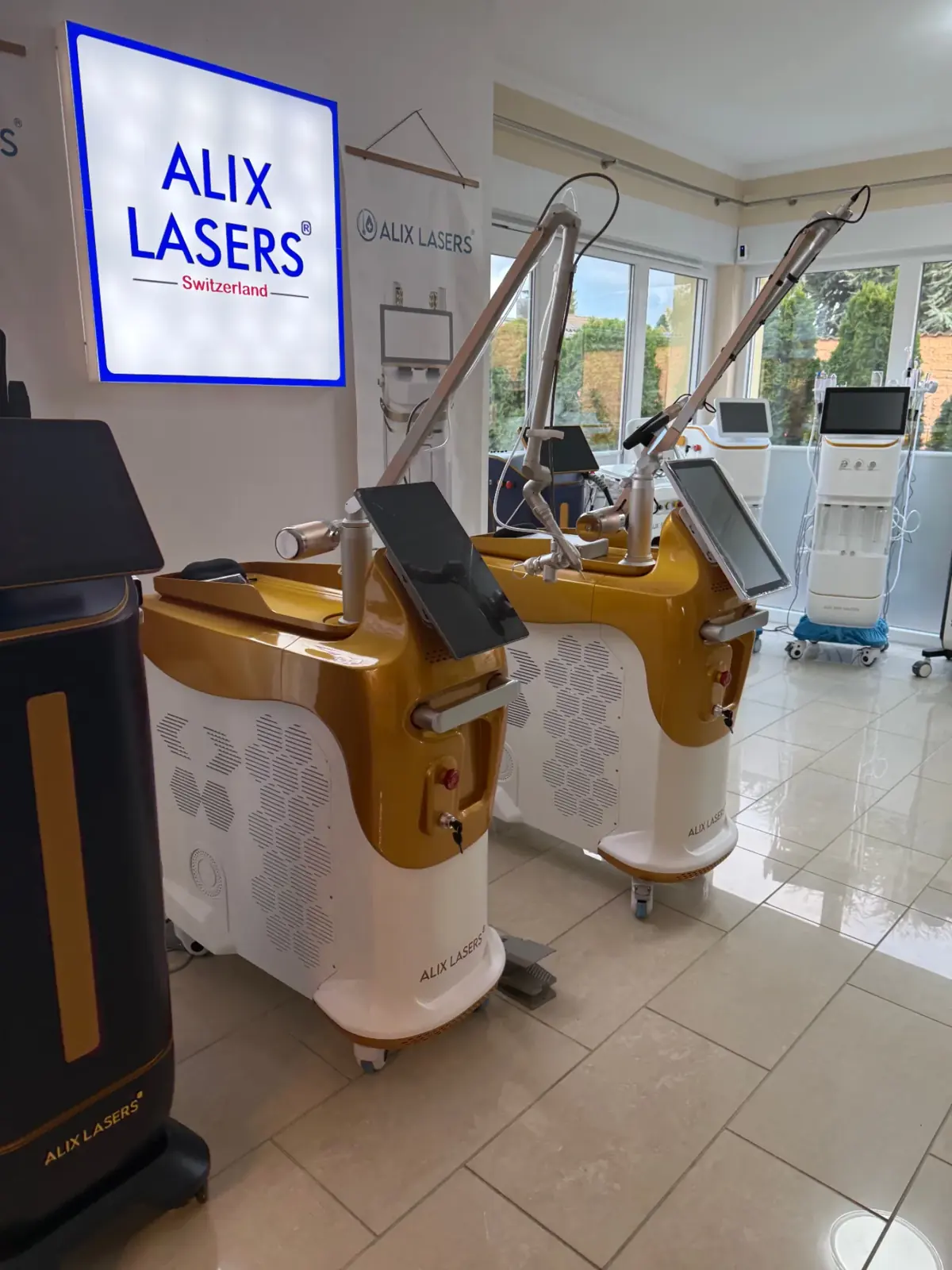 ALIX LASERS showroom